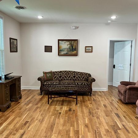 The Washington Inn Galax Экстерьер фото