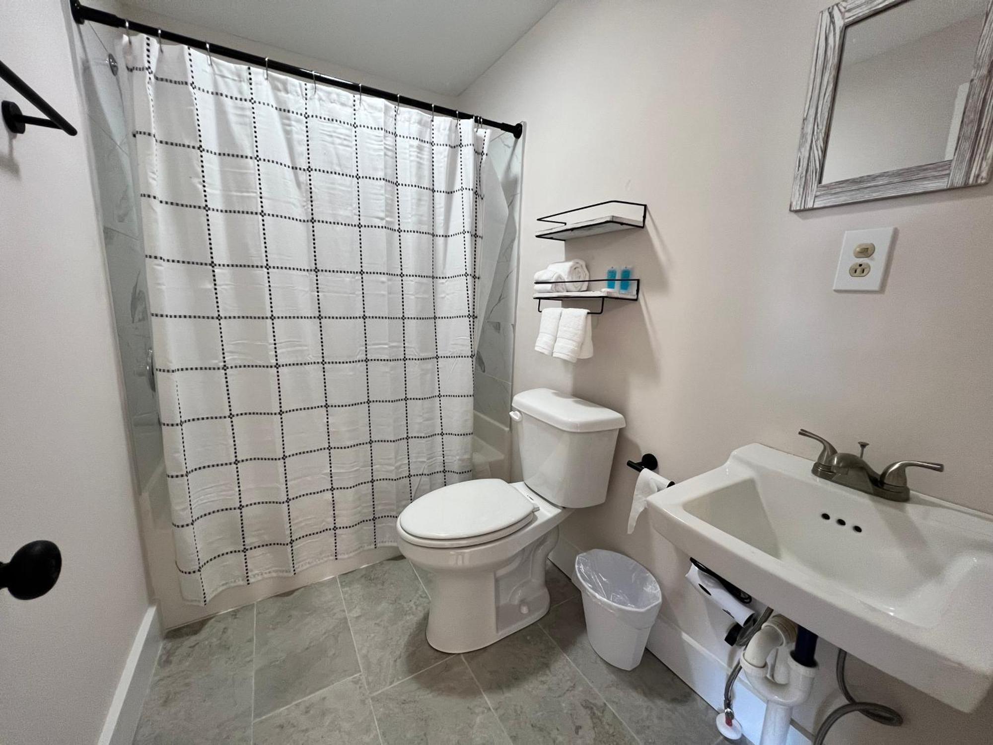 The Washington Inn Galax Номер фото